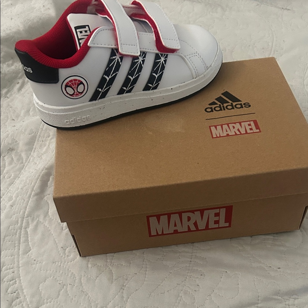 Adidas Kids Marvel White and Black Sneakers
